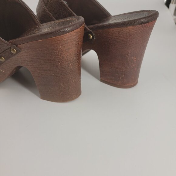 MIA Ailani Brown Side Buckle Hobnail Platform Clogs Vegan 7.5 M - Picture 6 of 8